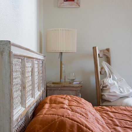 Logis Hotel Les Flots Bleus Болио-сюр-Дордон Екстериор снимка