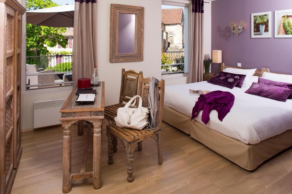 Logis Hotel Les Flots Bleus Болио-сюр-Дордон Стая снимка